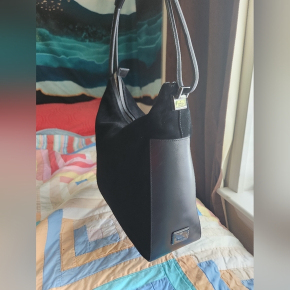 Gucci Black Suede, Leather Shoulder Bag - Picture 8 of 16